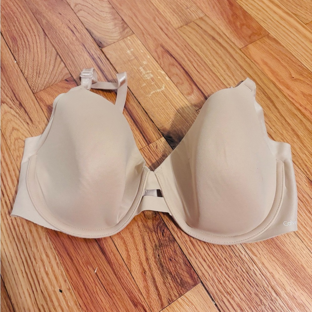 Calvin Klein seamless nude t shirt bra size 34D